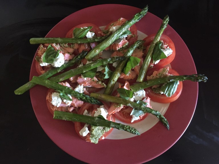 Tomato, Asparagus, and Salmon Salad